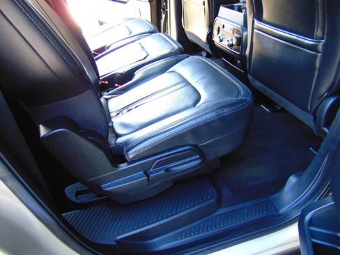 Used 2018 Ford Expedition Max Limited w/ Equipment Group 302A image 18