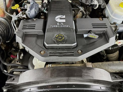 Used 2017 RAM 2500 Laramie w/ Convenience Group image 68