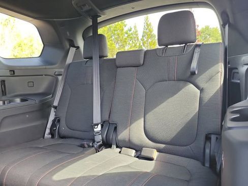 Certified 2024 Honda Pilot Sport image 10