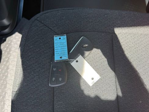 Used 2024 Chevrolet Brightdrop 600 w/ Commercial Equipment Package image 27