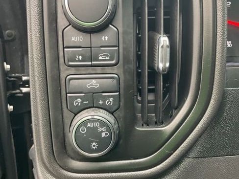 Used 2024 Chevrolet Silverado 1500 Custom image 28