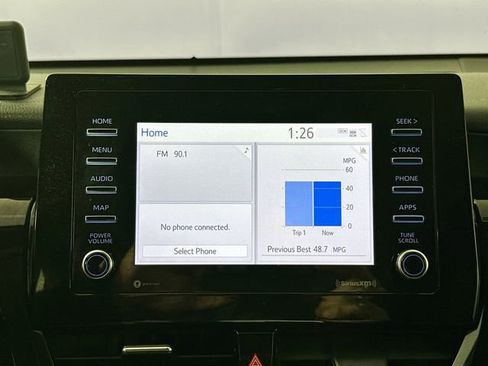 Used 2021 Toyota Camry LE image 11