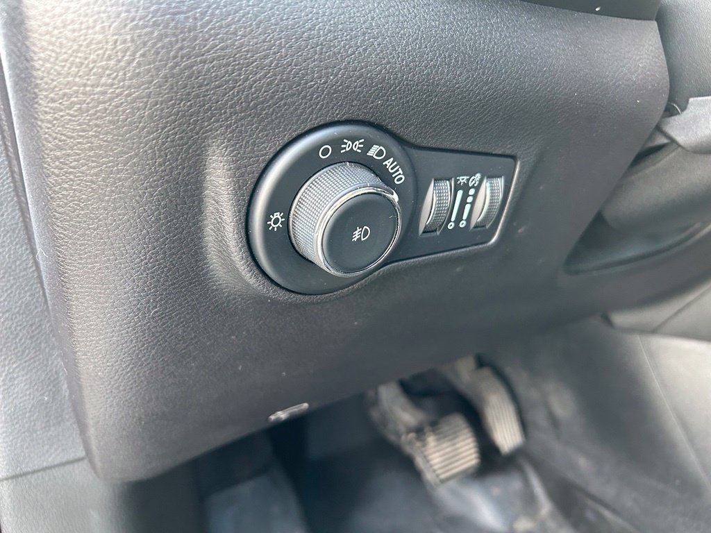 Certified 2023 Jeep Compass Limited w/ Elite Group AWD/4WD image 21