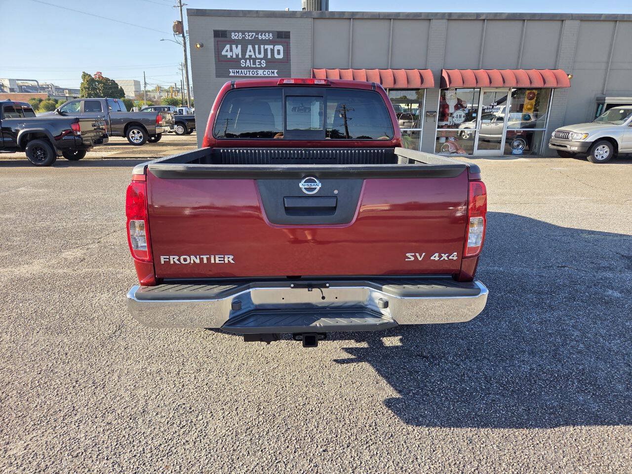 Used 2017 Nissan Frontier SV AWD/4WD image 5