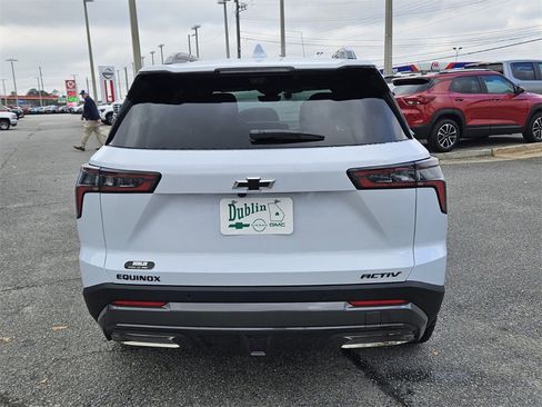 New 2026 Chevrolet Equinox ACTIV w/ Safety and Technology Package image 8