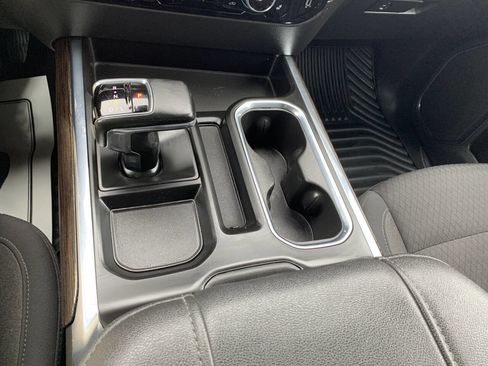 Used 2023 GMC Sierra 1500 Elevation image 17