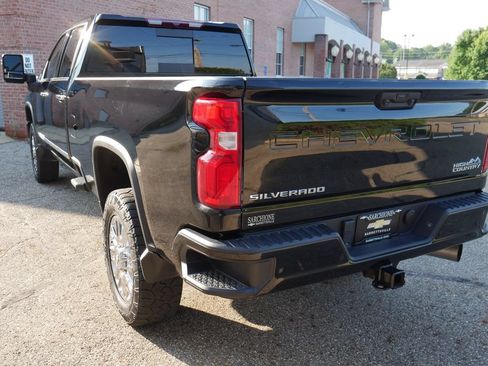 Used 2024 Chevrolet Silverado 2500 High Country AWD/4WD image 6