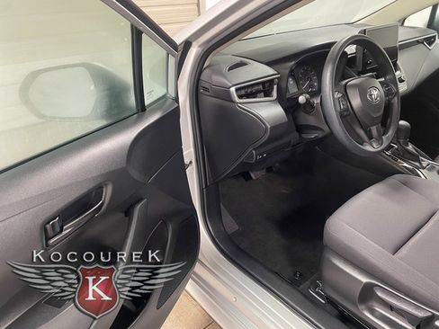 Used 2024 Toyota Corolla LE image 10