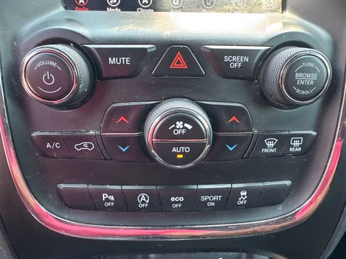 Used 2018 Dodge Durango SXT w/ Quick Order Package 2BB AWD/4WD image 13