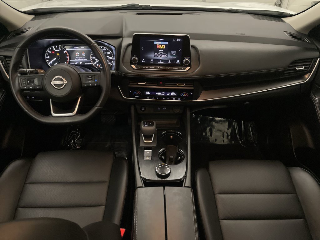 Used 2024 Nissan Rogue SV w/ SV Premium Package AWD/4WD image 14
