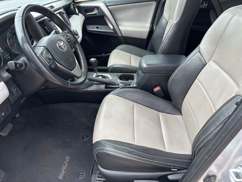 Used 2016 Toyota RAV4 XLE image 14
