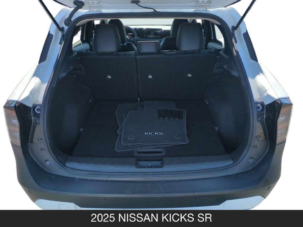 Used 2025 Nissan Kicks SR FWD image 23