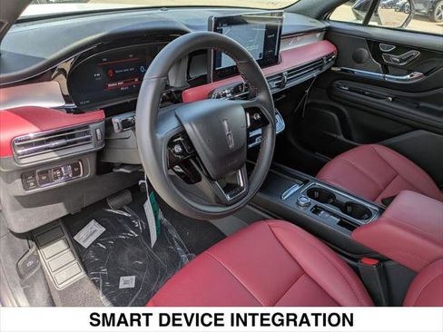 New 2025 Lincoln Corsair Grand Touring image 8