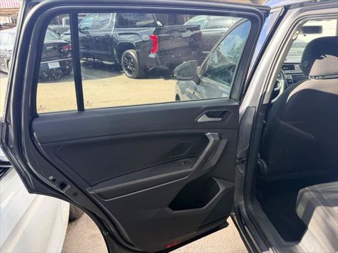 Used 2022 Volkswagen Tiguan S FWD image 22