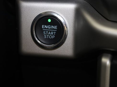 Used 2024 Ford Expedition Max XLT image 30