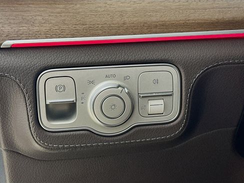 Certified 2023 Mercedes-Benz GLE 580 4MATIC image 10