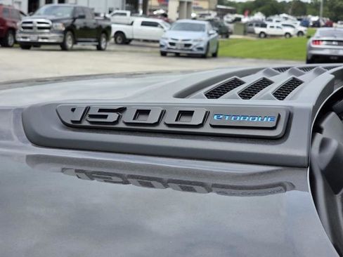New 2026 RAM 1500 Express AWD/4WD image 8