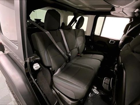 Used 2025 Jeep Wrangler Unlimited Rubicon 4xe w/ Safety Group AWD/4WD image 25