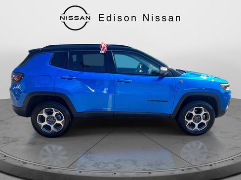 Used 2022 Jeep Compass Trailhawk w/ Trailhawk Elite Group image 3
