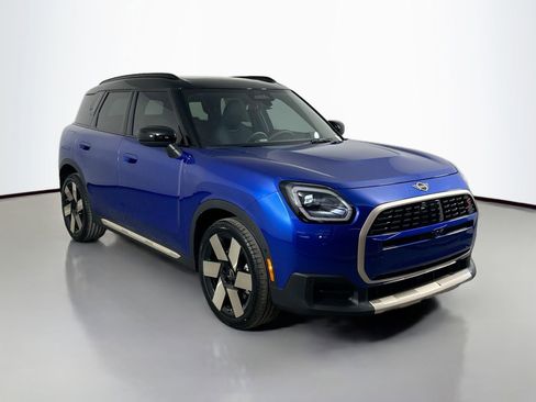 Used 2025 MINI Cooper Countryman S w/ Comfort Package Max image 3