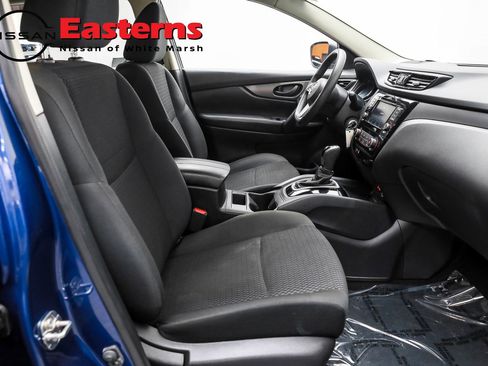 Used 2022 Nissan Rogue Sport S image 23