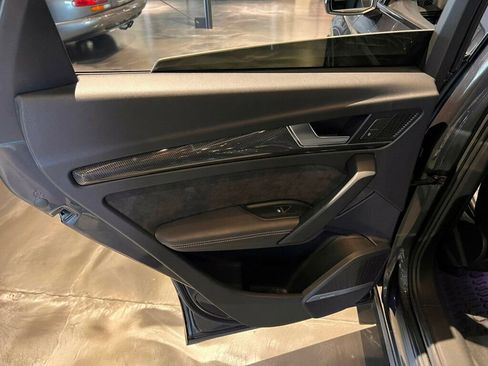 Used 2019 Audi SQ5 Prestige AWD/4WD image 23