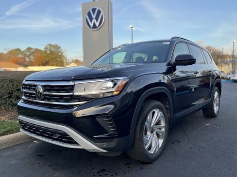Used 2022 Volkswagen Atlas SE image 1