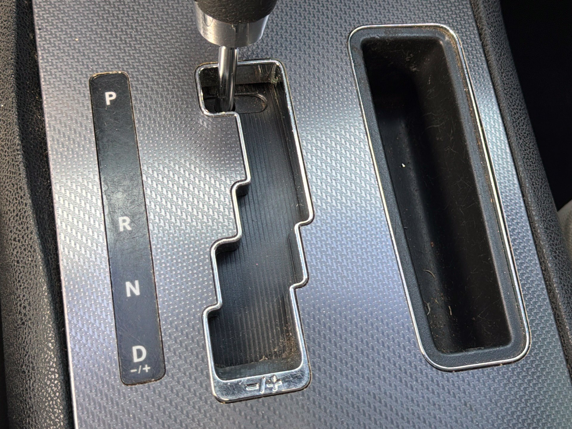 Used 2014 Dodge Charger SE RWD image 18