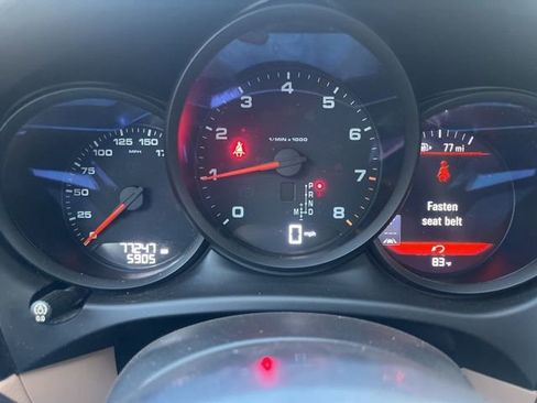 Used 2019 Porsche Macan image 11