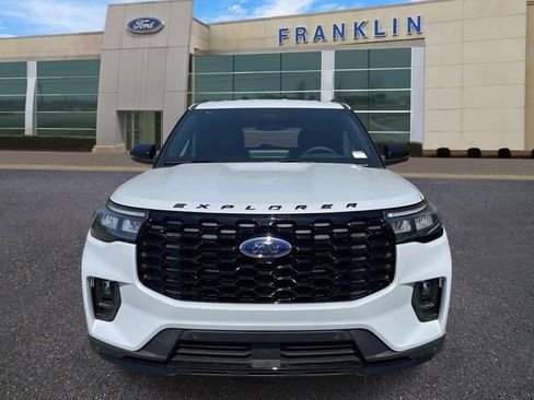 New 2026 Ford Explorer ST-Line AWD/4WD image 2