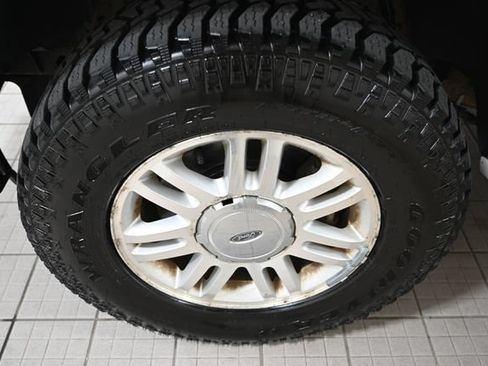 Used 2010 Ford F150 Lariat AWD/4WD image 15