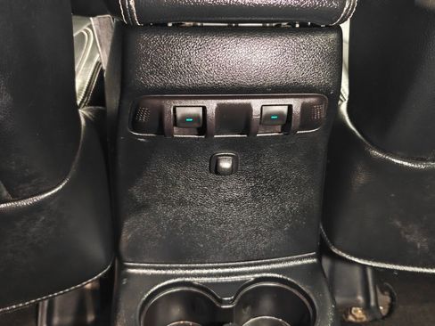 Used 2017 Jeep Wrangler Unlimited Sport AWD/4WD image 21