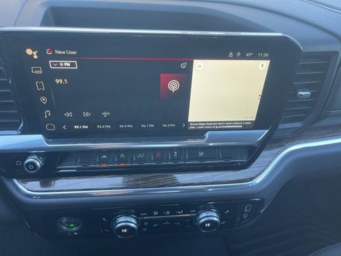 Used 2024 GMC Sierra 1500 SLE image 16