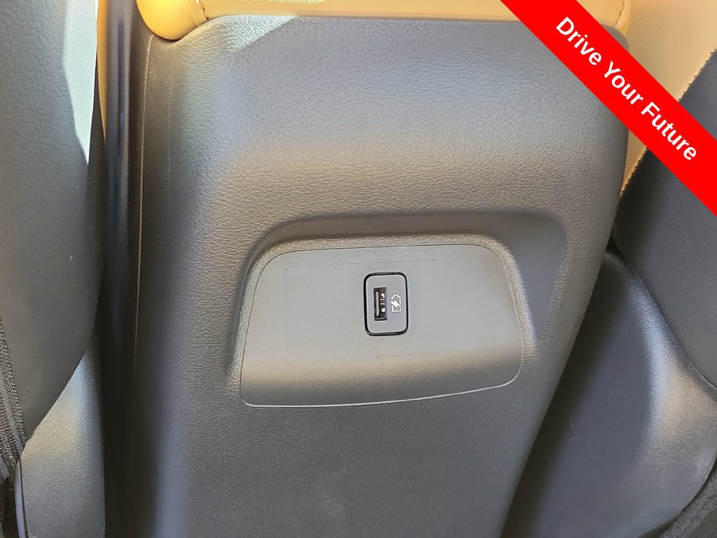 Used 2025 Nissan Sentra SV w/ SV Premium Package FWD image 25