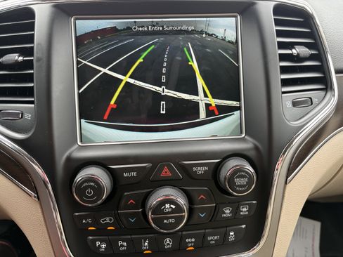 Used 2018 Jeep Grand Cherokee Limited RWD image 14