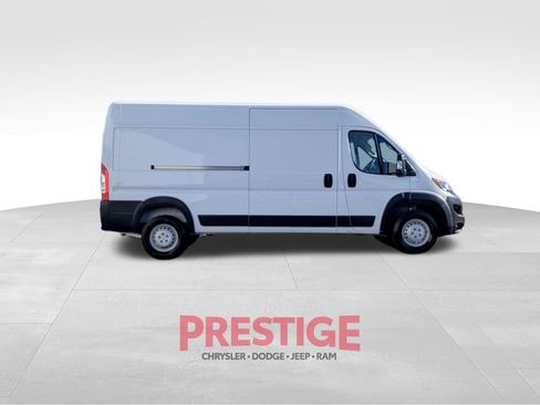 Used 2025 RAM ProMaster 2500 w/ Convenience Group FWD image 7