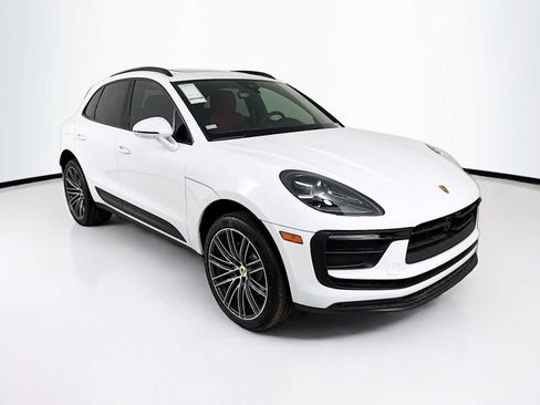 New 2026 Porsche Macan AWD/4WD image 7