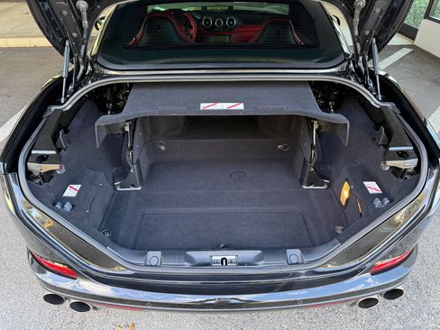 Used 2016 Ferrari California T RWD image 39