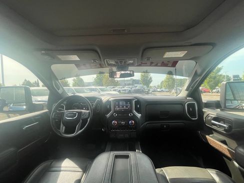 Used 2022 GMC Sierra 2500 Denali AWD/4WD image 26