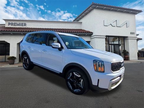 Certified 2025 Kia Telluride EX w/ EX Captain's Chair Package image 2
