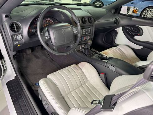 Used 1999 Pontiac Firebird Formula image 17