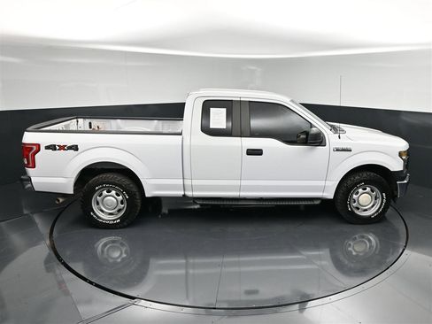 Used 2017 Ford F150 XL w/ XL Power Equipment Group AWD/4WD image 22