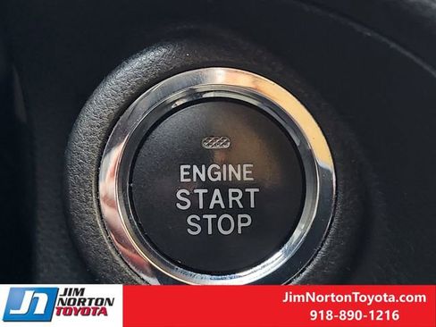 Used 2020 Subaru Ascent Premium w/ Convenience Package image 23