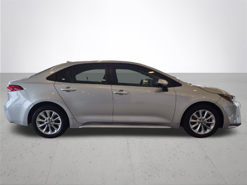 Used 2020 Toyota Corolla LE w/ LE Premium Package FWD image 6