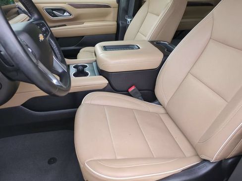 Used 2024 Chevrolet Tahoe Premier AWD/4WD image 18