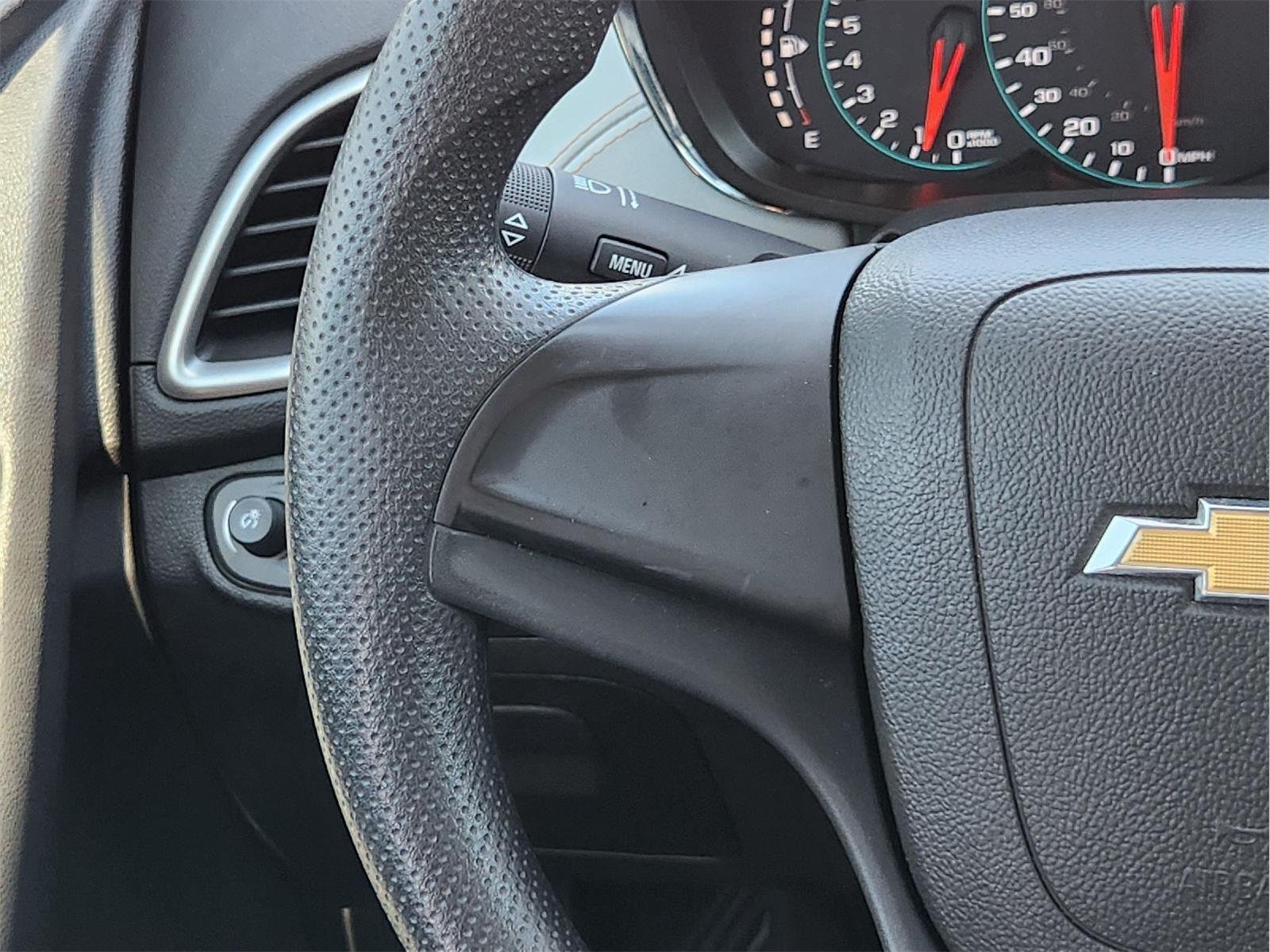 Used 2020 Chevrolet Trax LS w/ LPO, Cargo Package FWD image 27