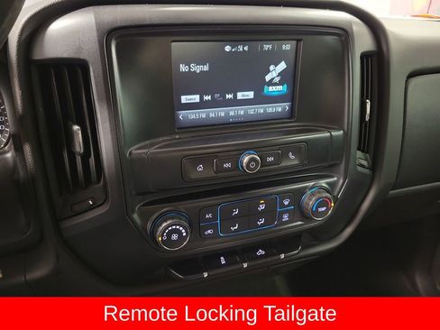 Used 2018 Chevrolet Silverado 1500 Custom w/ Custom Value Package image 16