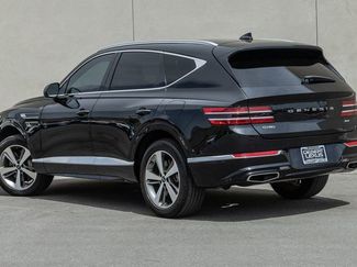 Used 2023 Genesis GV80 2.5T w/ Prestige 20" Package video 3