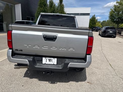 Used 2026 Toyota Tacoma TRD Sport AWD/4WD image 6
