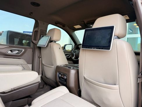 Used 2021 Chevrolet Tahoe Z71 AWD/4WD image 29